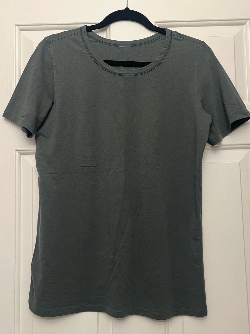 Lululemon Tee - Picture 2 of 3